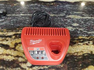 Milwaukee 2313-20 M-Spector 360 Rotating Inspection Scope A+ W/Battery &Charger